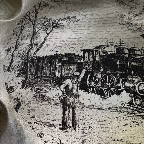 Metal Train Tray - Picture 6 of 6
